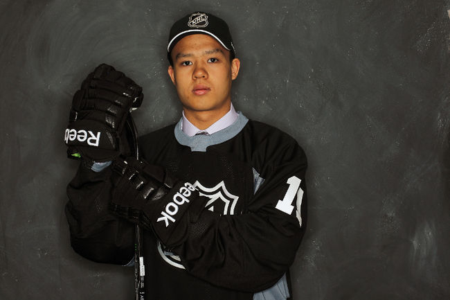 Zach Yuen poses for the 2011 NHL draft photoshoot.