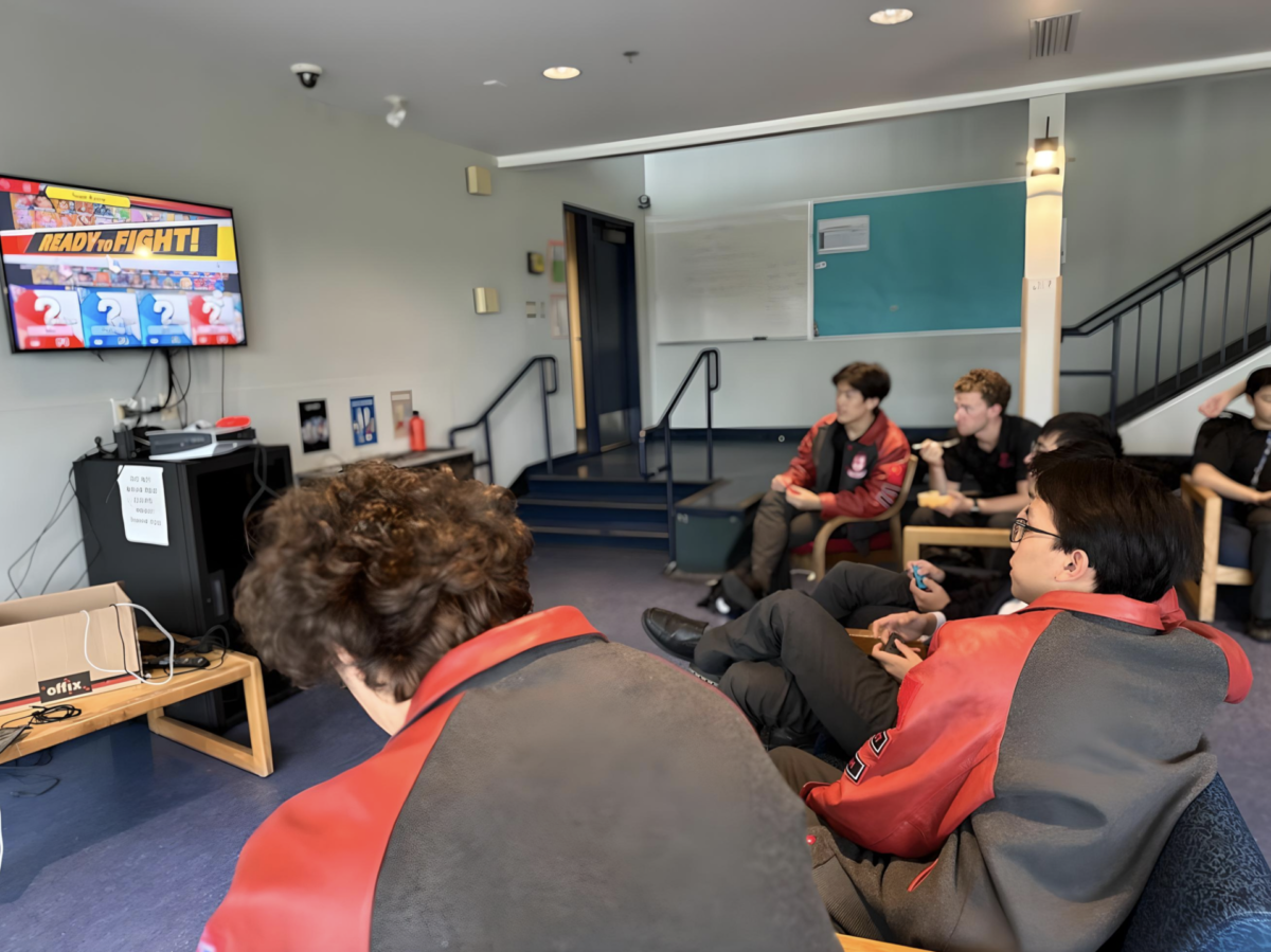 Grads seen playing “Smash Bros” during lunchtime