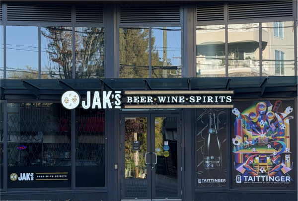 At Jak’s, Experience Beats the Scanner
